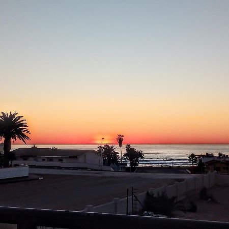 Sea View Bliss Guesthouse With Self Catering Свакопмунд Экстерьер фото