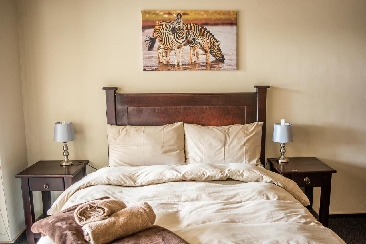Sea View Bliss Guesthouse With Self Catering Свакопмунд Экстерьер фото