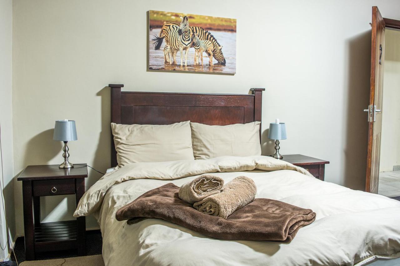 Sea View Bliss Guesthouse With Self Catering Свакопмунд Экстерьер фото