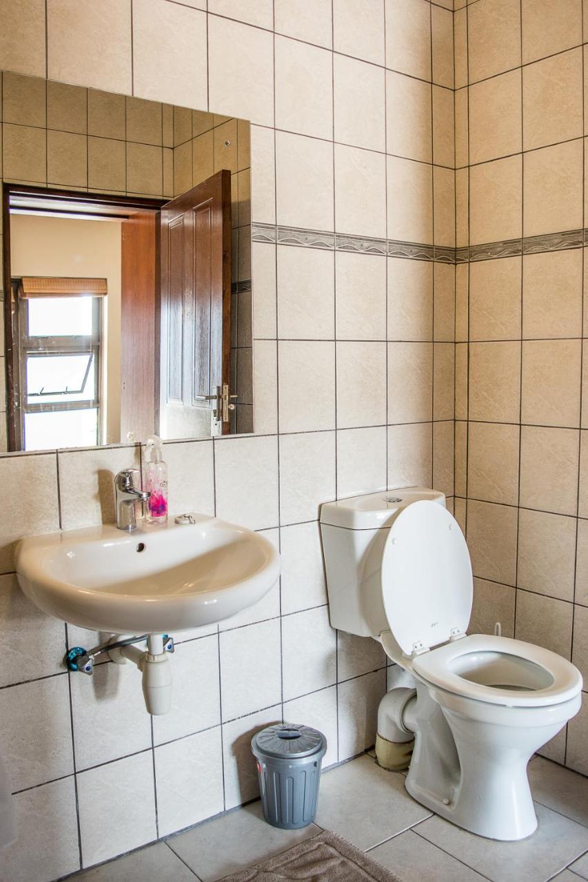 Sea View Bliss Guesthouse With Self Catering Свакопмунд Экстерьер фото